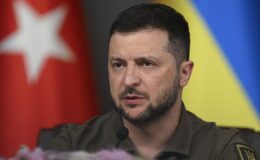 Zelenski’den Türkiye’ye Ziyaret: İkili İlişkiler ve Barış Çabaları Gündemde