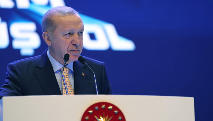 Cumhurbaşkanı Erdoğan’dan Aile Vurgusu: ‘Aile Güçlü Olmalı, Milletin Geleceği İçin’