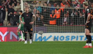 Galatasaray Samsunspor’a Deplasmanda Mağlup: Okan Buruk Döneminin En Kötü Puan Kaybı!
