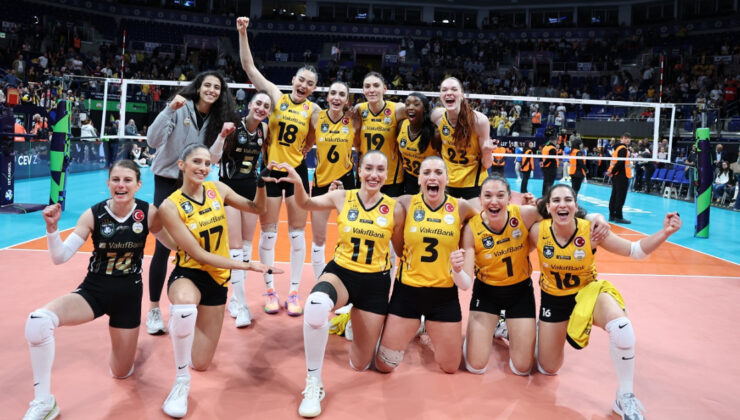 VakıfBank, Eczacıbaşı Dynavit’i Yenerek CEV Şampiyonlar Ligi’nde Zirveye Yerleşti: 3-1