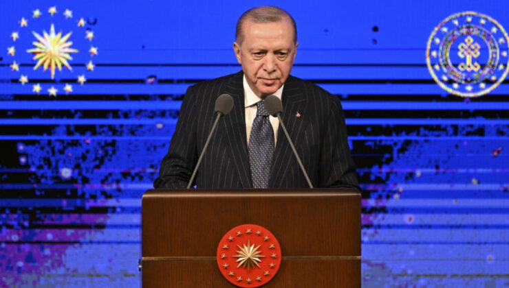 Erdoğan’dan Vakıflar Haftası Mesajları: Vakıf Eserlerinin Onarımı ve ‘Halka Hizmet Hakka Hizmet’ Vurgusu