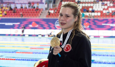 Defne Kurt’tan Tarihi Başarı: Dünya Şampiyonası’nda 5 Altın Madalya ve Yılın Sporcusu Ödülü