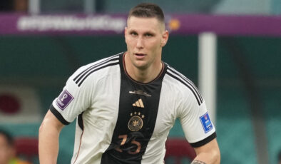 Borussia Dortmund’un Yıldızı Niklas Süle Futbolu Bırakıyor: Veda Mesajı ve Kariyer Özeti