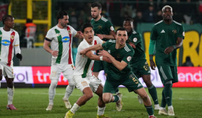 Trendyol 1. Lig’de Şampiyonluk ve Play-Off Heyecanı Dorukta: Son Hafta Sürprizlere Gebe!
