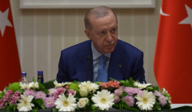 Cumhurbaşkanı Erdoğan’dan 1 Mayıs Emek ve Dayanışma Günü Kutlaması: İşçilere Selam ve Sevgi