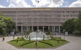 CHP Kurultay Davası Ertelendi: Yeni Gelişmeler ve Beklentiler