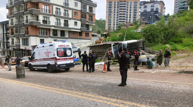 Ankara’da Feci Kaza: Kontrolden Çıkan Kamyonet 2 İşçinin Canını Aldı