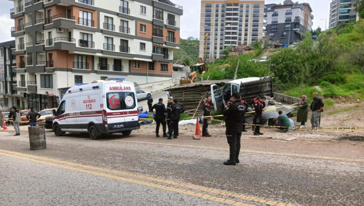 Ankara’da Feci Kaza: Kontrolden Çıkan Kamyonet 2 İşçinin Canını Aldı