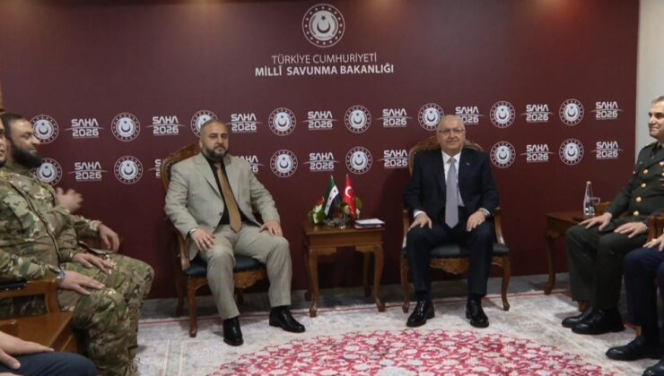 Bakan Güler, SAHA 2026 Fuarı’nda Suriye Savunma Bakanı Kasra ile Görüştü: Diplomatik Temaslar Yeniden Mi Başlıyor?