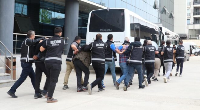 Bursa’da Tefecilik ve Yağma Operasyonunda 11 Tutuklama: Çiftçileri Hedef Alan Suç Örgütüne Darbe