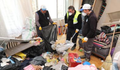 Odunpazarı’nda Çöp Ev Kabusu: Belediye Ekipleri Temizlik İçin Seferber Oldu