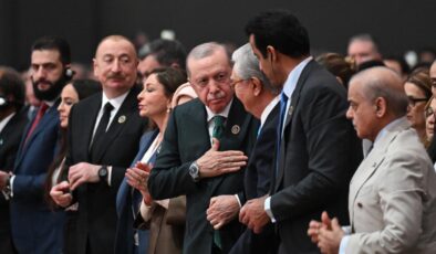 Erdoğan’dan Yoğun Diplomasi: Türkiye’nin Barış Köprüsü Rolü Güçleniyor