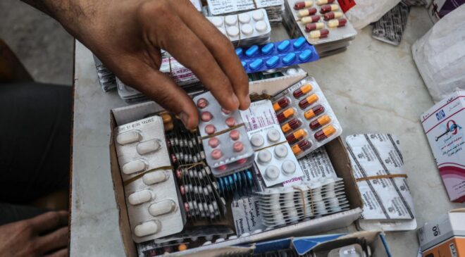 Gazze’de Sağlık Krizi Derinleşiyor: İlaç ve Malzeme Eksikliği Hastaları Tehdit Ediyor
