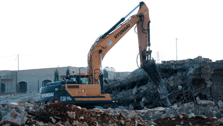 İsrail’den Doğu Kudüs’te Yıkım Tehdidi: 50 Filistin İşletmesi Boşaltılıyor