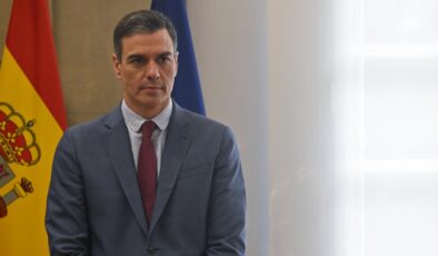 İspanya Başbakanı Pedro Sanchez’i Taşıyan Uçak Ankara’ya Acil İniş Yaptı: Teknik Arıza Protokolü İşletti