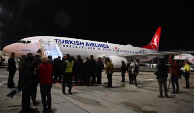 İsrail Saldırısından Kurtulan Aktivistler İstanbul’a Döndü: Gazze’ye Yardım Girişimi Aksadı