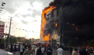Tahran’da Alışveriş Merkezinde Yangın: 8 Ölü, 36 Yaralı – Soruşturma Başlatıldı