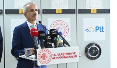 Ulaştırma Bakanı Uraloğlu’ndan E-Apostil Açıklaması: Dijital Dönüşümle Belgeler Artık Dünyanın Her Yerinde Geçerli